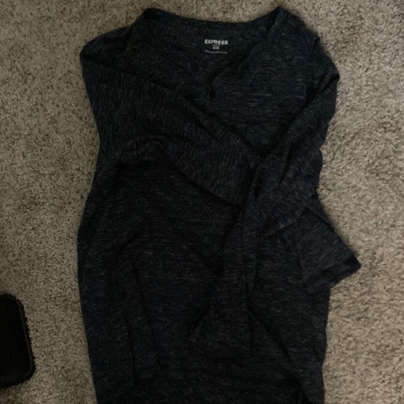 Men’s Charcoal Henley - Picture 1 of 2